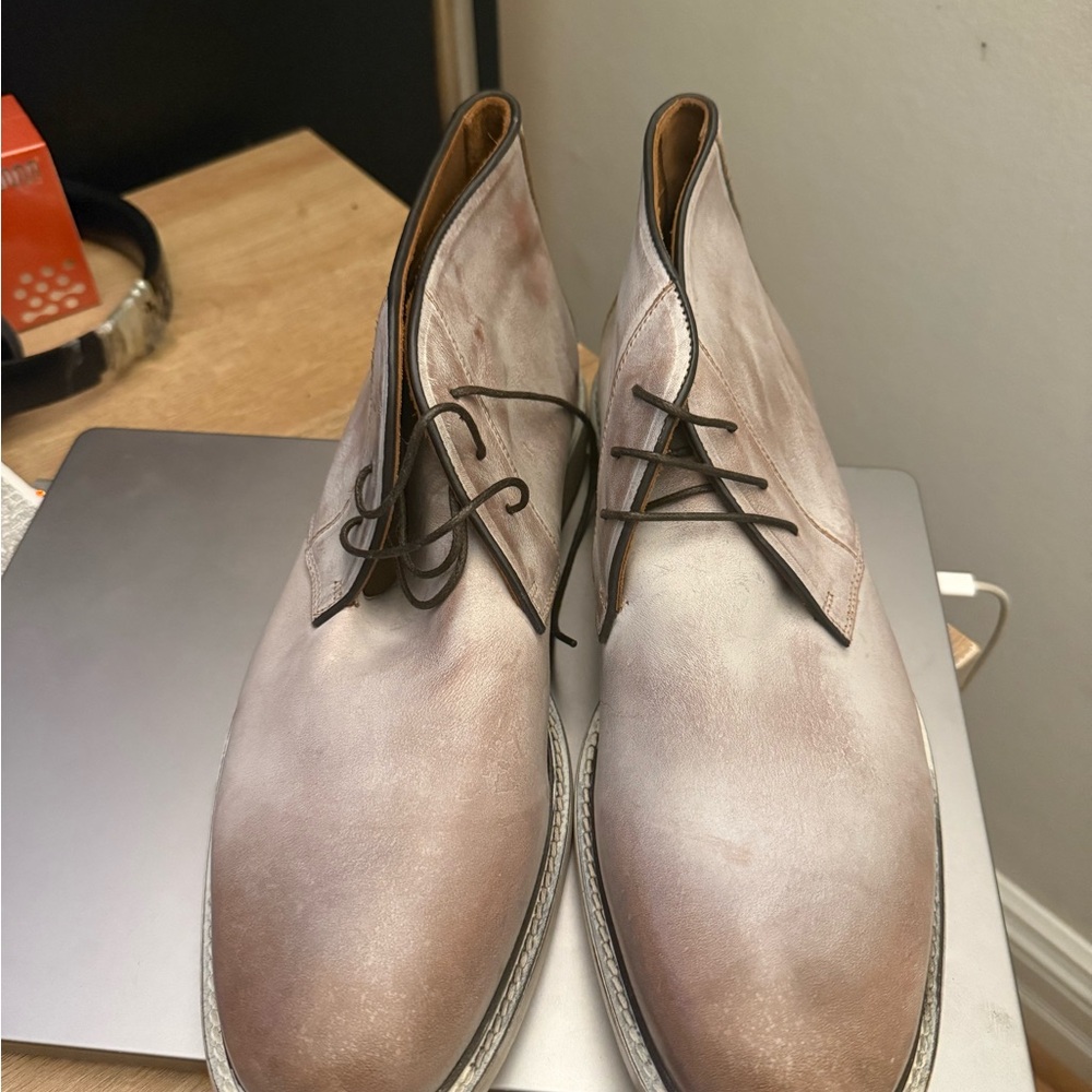 John Varvatos Handmade in Italy Suede Leather Chukka Boots Men’s 10.5